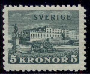 SWEDEN #229 (233) 5kr Palace, og, LH, VF, Scott $100.00