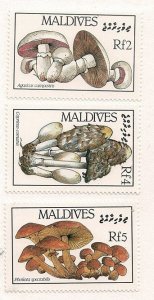 Maldive Islands #1224,6-7 MNH fungi