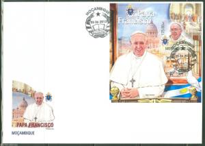 MOZAMBIQUE  2013 POPE FRANCIS  SOUVENIR SHEET FIRST DAY COVER