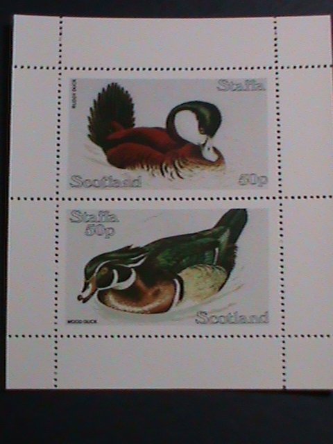 STAFFA-SCOTLAND-COLORFUL BEAUTIFUL LOVELY BIRDS-DUCKS-MNH S/S-VERY FINE