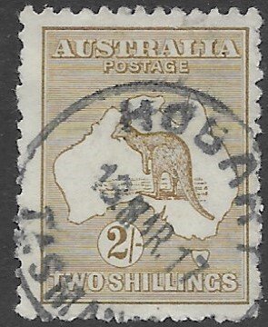 Australia 43   1915   2 sh fine used