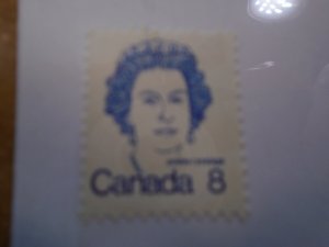 Canada  #  593iii  LF pap  MNH