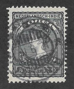 NETHERLANDS INDIES Scott #61a Used 2 1/2g Queen Wilhelmina stamp 2019 CV $2.00