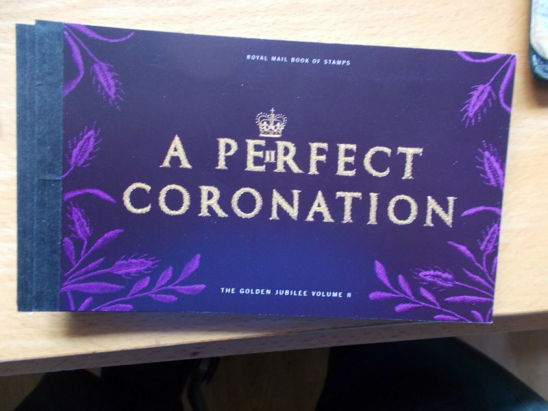 DX31 A Perfect Coronation Prestige Booklet Complete - Cat £70 -  Best Buy  