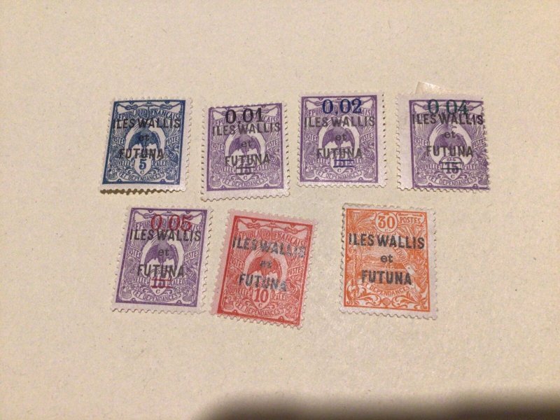 Wallis & Futuna Islands mounted mint overprints on Caledonia 1922 stamps Ref A38