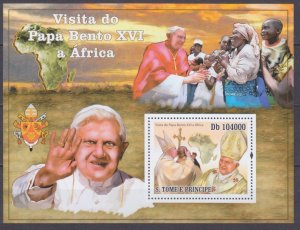 2010 Sao Tome and Principe 4382/B754 Visit to Africa by Pope Benedict XVI