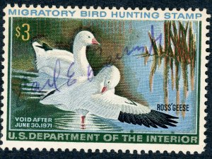 #RW37 – 1970 $3.00 Ross' Geese. Used.