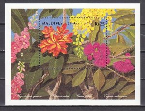 Maldives, Scott cat. 1696. Flowers of the World s/sheet.