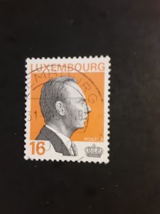 Luxembourg #889            Used