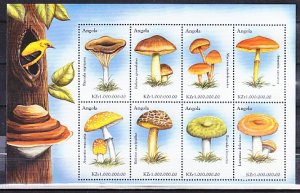 Angola, Scott cat. 1103 a-h. Mushrooms sheet of 8. ^