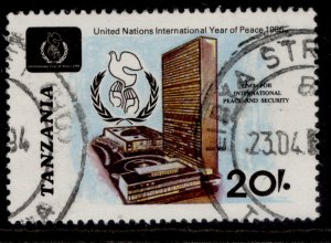 TANZANIA QEII SG502, 1986 20s UN headquarters New York, FINE USED.