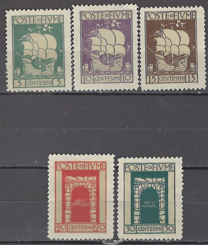 COLLECTION LOT OF #1129 FIUME 5 STAMPS 1923