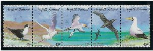 Norfolk Is 565 MNH 1994 Sea Birds strip of 5 (ak3407)