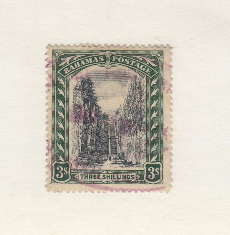 BAHAMAS  # 36  VF-USED  3sh QUEEN'S STAIRCASE GREEN/BLACK CAT VALUE $75