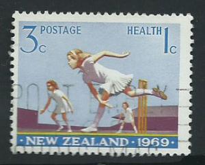 New Zealand SG 900 Very Fine Used