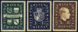 Scott #157-9 Royal Arms MNH