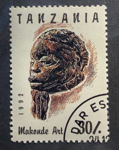 Tanzania 1992 Scott 985B CTO - 30sh,   Makonde Art, Carved Head