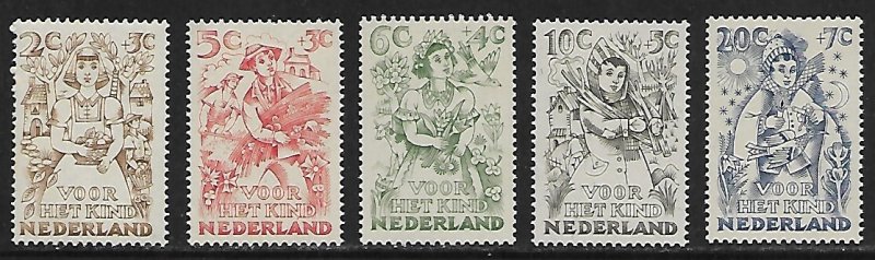 Netherlands # B203-B207 - Seasons - set - MNH.....{ONL3}