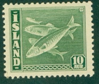 ICELAND 221 MH RL 4082 CV $35.00 BIN $16.50