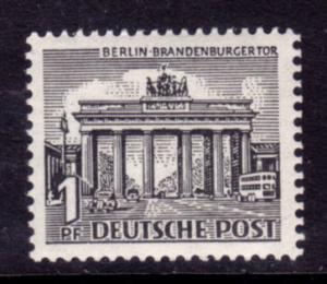Berlin 9N42 MNH
