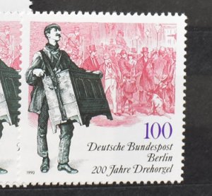 GERMANY BERLIN 9N589  MNH
