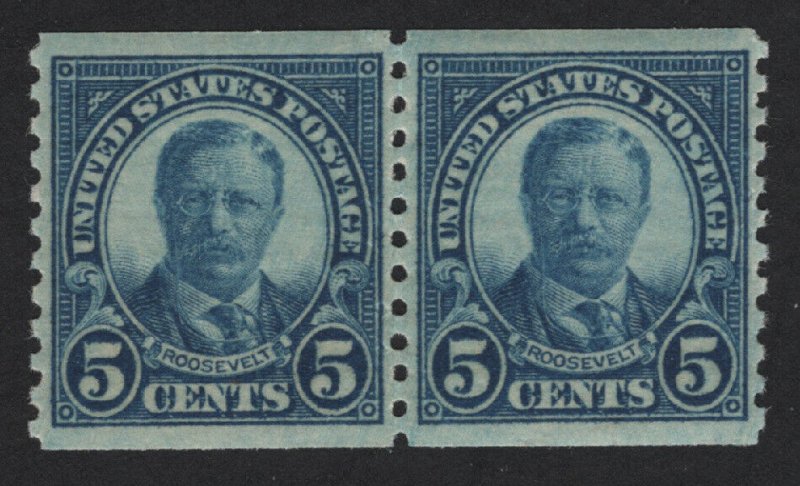 United States MINT Scott Number 602 COIL PAIR  MNH  VF-XF  - BARNEYS 
