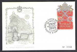 2019 Vatican - Stamp + Fabric Envelope - Stamp EXISTS IN FOLDER ONLY - 90. Found