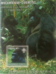 MOZAMBIQUE 2002 SHEET GORILLAS PRIMATES MONKEYS WILDLIFE