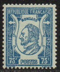 France Sc #219 Mint Hinged