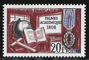 France #905  MNH
