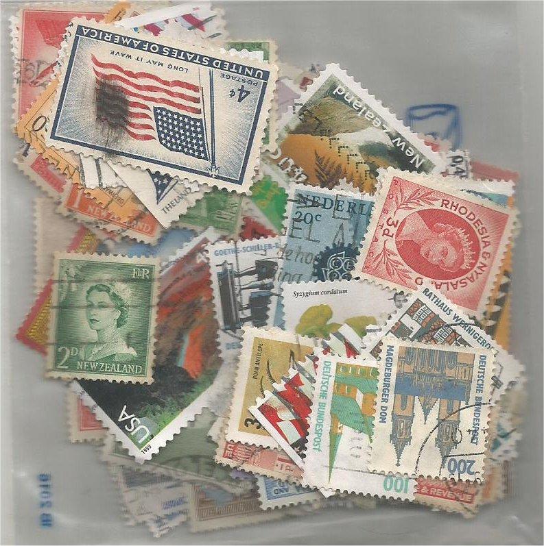 Worldwide Mix x 100 used & Mint. All different. No.102