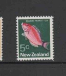 NEW ZEALAND #444 1970 5c SCARLET PARROT FISH MINT VF NH O.G