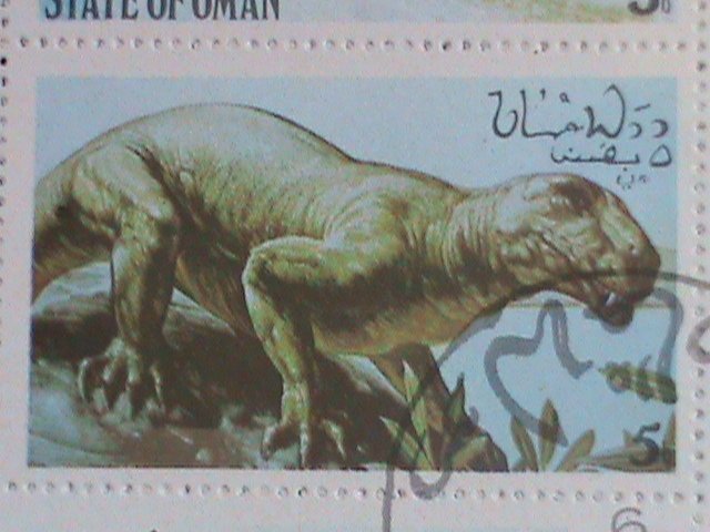 STATE OF OMAN STAMP-1980- -PREHISTORY ANIMALS CTO  S/S SHEET