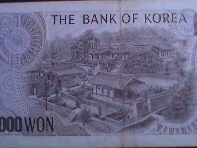 ​KOREA-BANK OF KOREA 1000 WON  LIGHT CIRCULATED VERY FINE WE SHIP TO WORLDWIDE