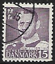 Danmark # 319 - Frederik IX - 15 öre - used  {Dk1}