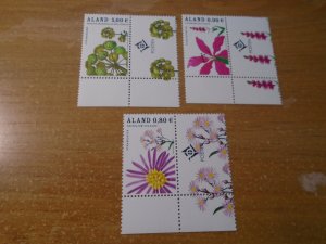 Aland  Finland  #  255-57  MNH  Flowers