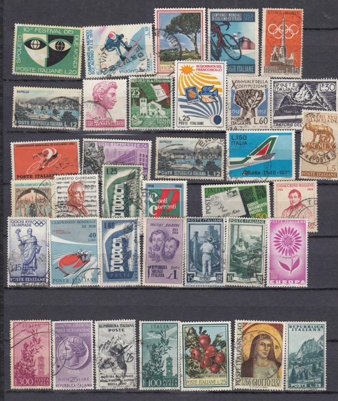 Italy - 300 +  stamp lot - (98)