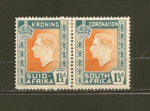 South Africa SC#76a Pair King George VI Mint Hinged