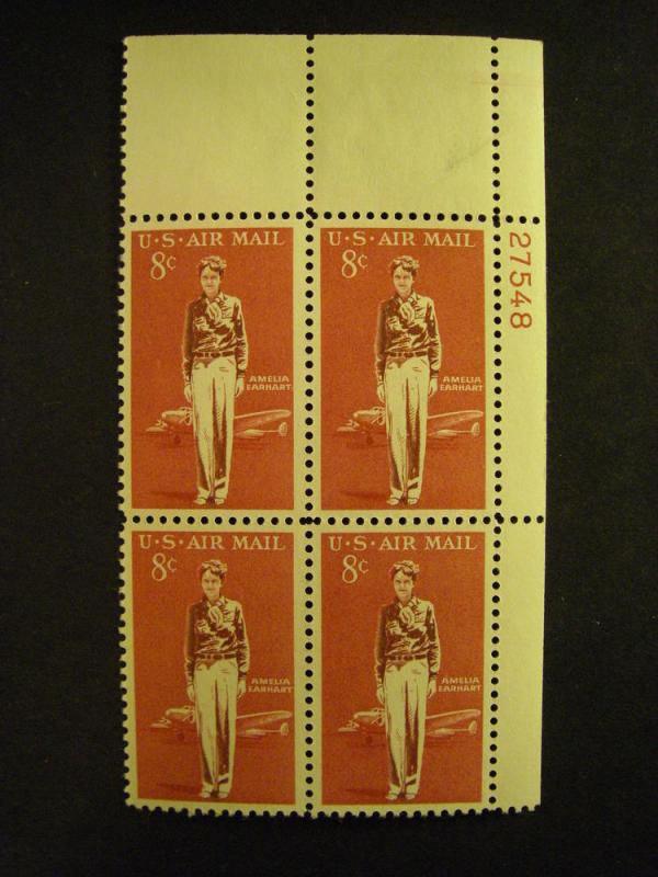 Scott C68, 8c Amelia Earhart, PB4 #27548 UR, MNH Airmail Beauty