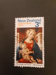 ^New Zealand #581                  Used