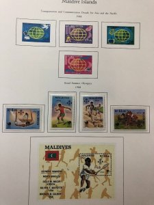 MALDIVE ISLANDS – BEAUTIFUL MINT COLLECTION IN 2 PALO ALBUMS – 421792