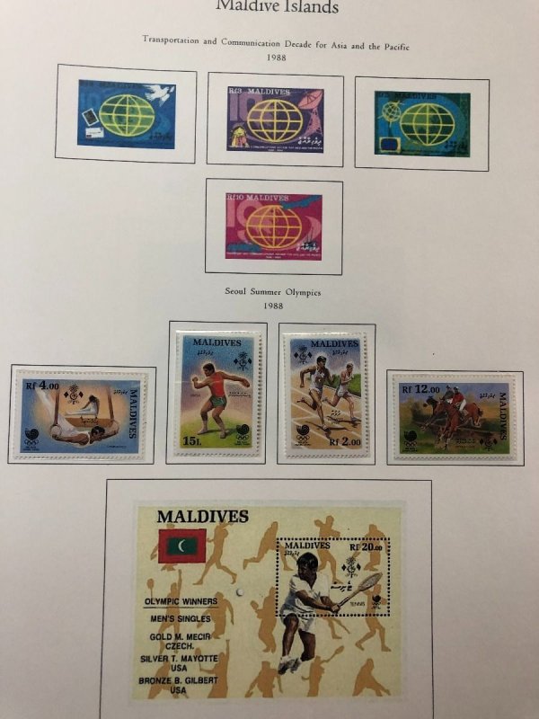 MALDIVE ISLANDS – BEAUTIFUL MINT COLLECTION IN 2 PALO ALBUMS – 421792