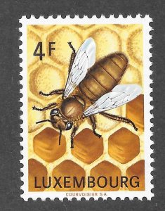 Luxembourg Scott 525 MNHOG - 1973 Importance of Beekeeping
