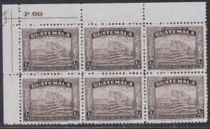 Guatemala Revenue Stamp, Block of Six, NH