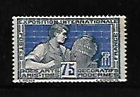 FRANCE, 224, MINT HINGED, POTTER DECORATING