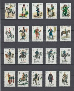 SPAIN Full Collection Military Suits / Uniformes Militares MNH Luxe (9 sets )