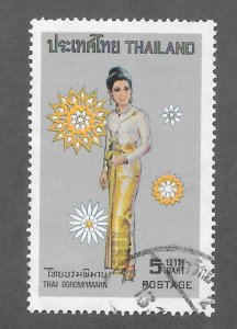 THAILAND Scott 632 Used 5b Costume stamp 2017 CV $2.50