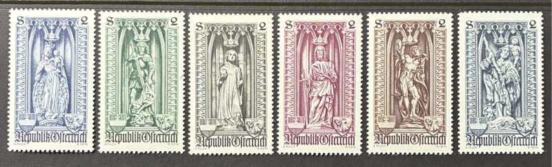 Austria 1969 #830-5, Statues in St. Stephen's, MNH.