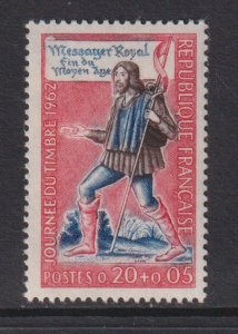 France   #B358    MNH  1962  Medieval Royal messenger . stamp day