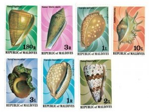 Maldives 1979 - Rare Shells - Set of 7 Stamps - Scott #786-92 - MNH